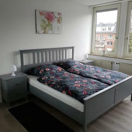 Ferienwohnung Central Apartment *